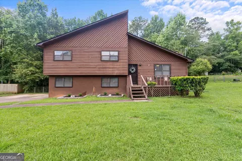 85 S Meadowcliff Cir, Carrollton, GA 30117