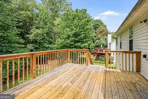 Exterior - 2075 Heatherton Rd, Dacula, GA 30019 photo 4 of 6