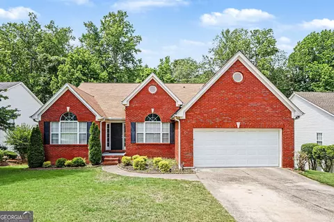 Exterior - 2075 Heatherton Rd, Dacula, GA 30019 photo 2 of 6