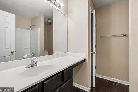 Bath - 2075 Heatherton Rd, Dacula, GA 30019 photo 1 of 2