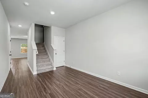 Entry Way - 195 Skipjack Ct, Covington, GA 30016 photo 1 of 6