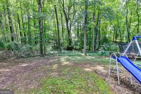 Exterior - 1609 White Oak Dr, Winder, GA 30680 photo 11 of 17