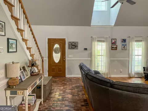 Entry Way - 1609 White Oak Dr, Winder, GA 30680 photo 1 of 2