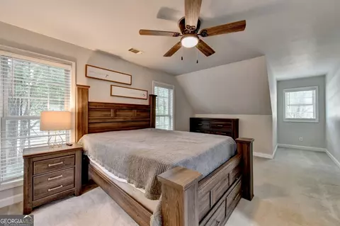 Bedroom - 1609 White Oak Dr, Winder, GA 30680 photo 12 of 15