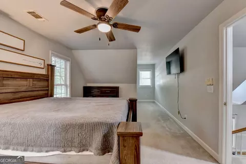 Bedroom - 1609 White Oak Dr, Winder, GA 30680 photo 13 of 15