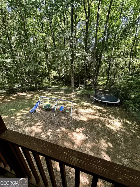 Exterior - 1609 White Oak Dr, Winder, GA 30680 photo 6 of 17