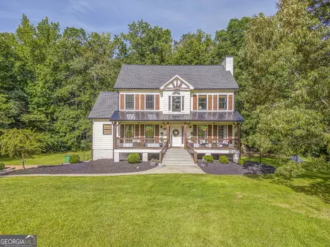 323 Schoolhouse Rd, Rockmart, GA 30153