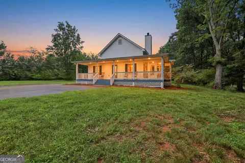 9178 Skitts Mountain Dr, Lula, GA 30554