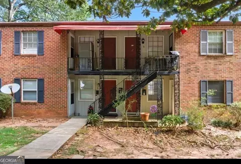 2427 Lawrenceville Hwy #4, Decatur, GA 30033