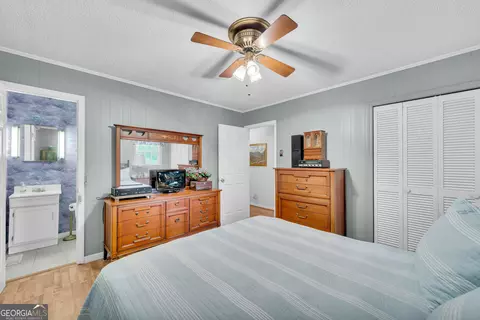 Bedroom - 751 Collier Rd, Toccoa, GA 30577 photo 3 of 6