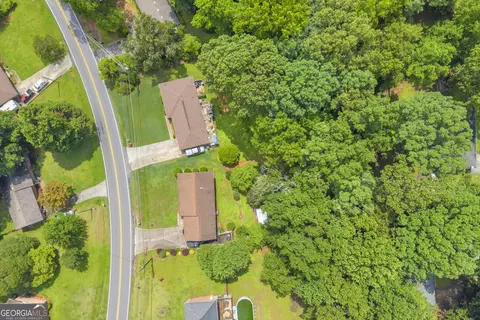 View/Area - 751 Collier Rd, Toccoa, GA 30577 photo 2 of 13