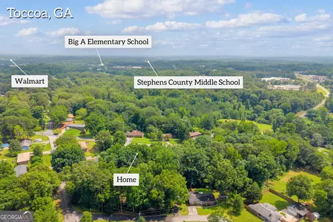 View/Area - 751 Collier Rd, Toccoa, GA 30577 photo 7 of 13