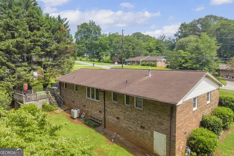 Exterior - 751 Collier Rd, Toccoa, GA 30577 photo 2 of 4