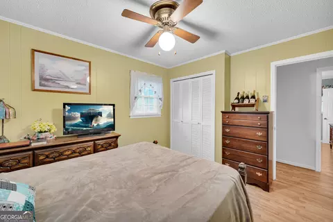 Bedroom - 751 Collier Rd, Toccoa, GA 30577 photo 2 of 6