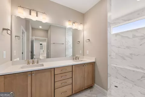Bath - 3347 Fishpond Cir, Dacula, GA 30019 photo 2 of 3