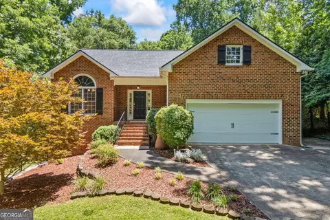 1141 Golf Course Ln, Athens, GA 30605