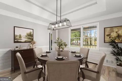 Dining - 11637 Brown Bridge Rd, Covington, GA 30016 photo 1 of 3