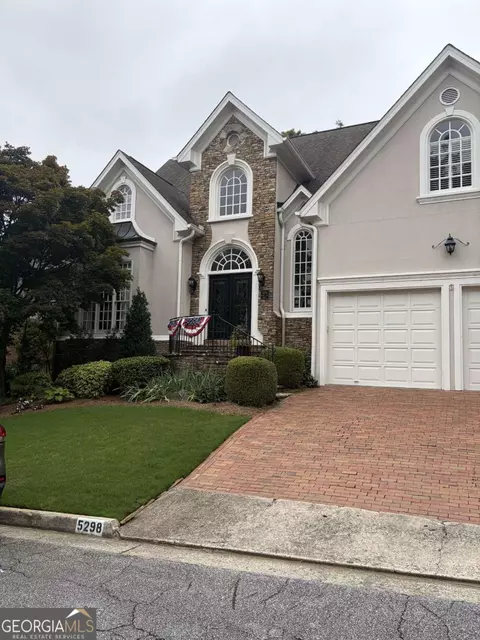 5298 Brookelake Dr, Dunwoody, GA 30338