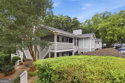 1201 Vicksburg Pl, Atlanta, GA 30350