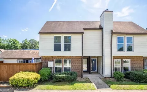 3210 Quincetree Ln, Decatur, GA 30034
