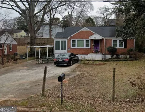 536 Allendale Dr, Decatur, GA 30032