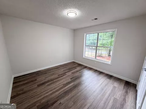 Bedroom - 160 Regency Dr, Bethlehem, GA 30620 photo 2 of 3