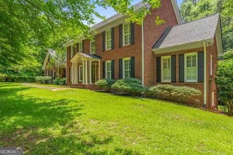 165 River Cove Rdg, Social Circle, GA 30025