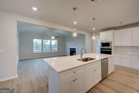 608 Button Grv, Hampton, GA 30228 photo 15