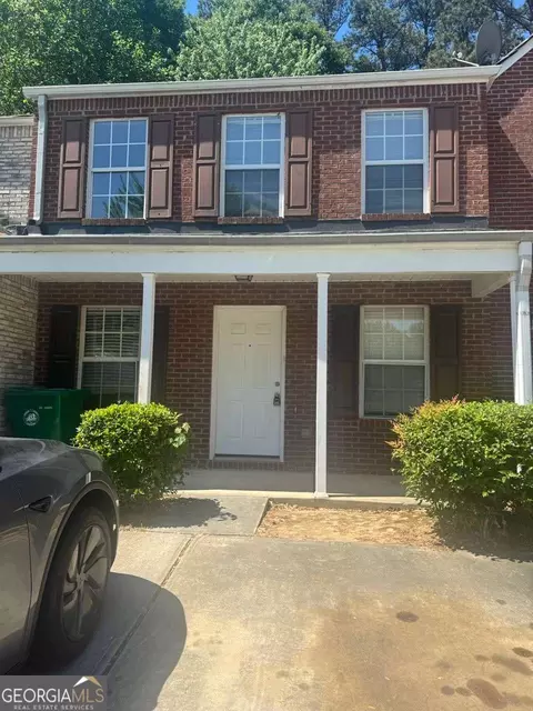 1513 Eastern Sunrise Ln, Decatur, GA 30034