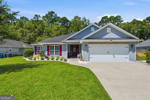 39 Magnolia Bluff Dr, Brunswick, GA 31525