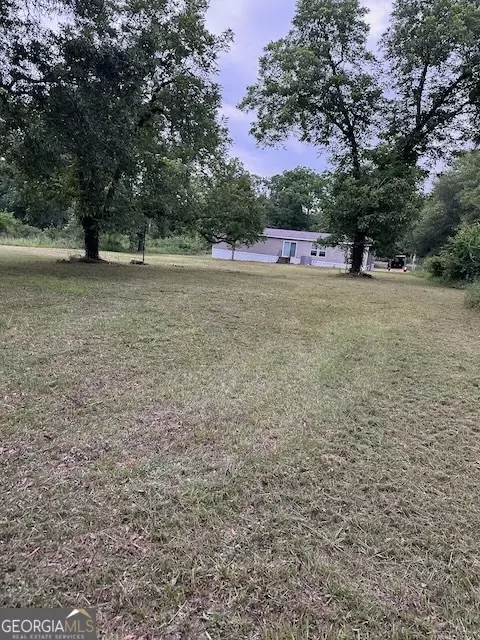 2428 Gibson Rd, Albany, GA 31705