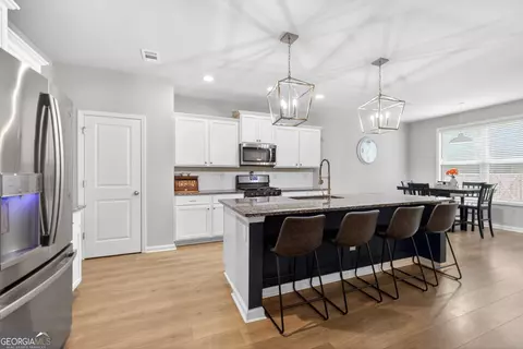Kitchen - 249 Borders St, Jefferson, GA 30549 photo 3 of 3