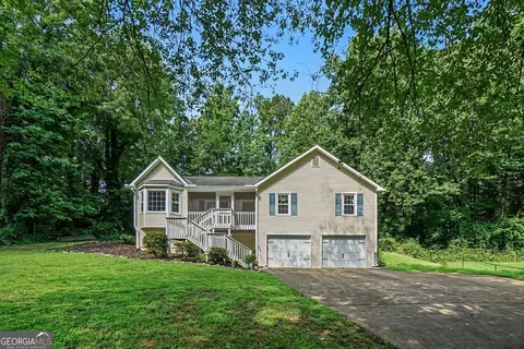 331 Creekbend Dr, Woodstock, GA 30188