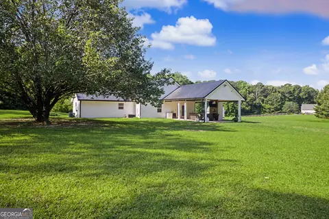 Exterior - 137 Lynch Rd, Brooks, GA 30205 photo 5 of 13