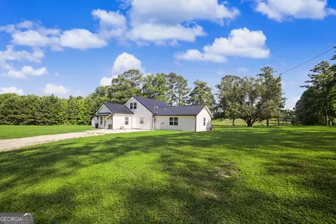 Exterior - 137 Lynch Rd, Brooks, GA 30205 photo 10 of 13