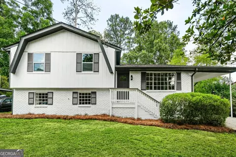 8276 San Jose Trl, Jonesboro, GA 30236