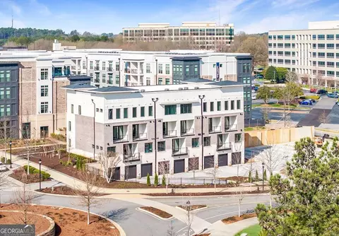 7230 Summit Pl, Alpharetta, GA 30009