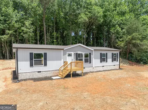 Exterior - 6708 Eastwind Dr, Lula, GA 30554 photo 4 of 8