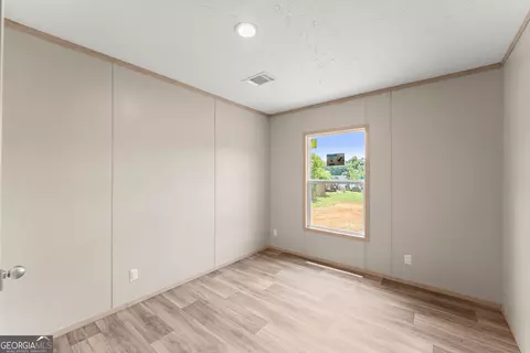 Bedroom - 6708 Eastwind Dr, Lula, GA 30554 photo 1 of 3