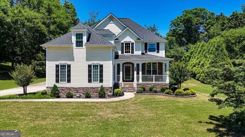 439 Honeysuckle Dr, Rock Spring, GA 30739