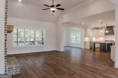 Living - 109 River Ridge Walk, Monroe, GA 30656 photo 3 of 4