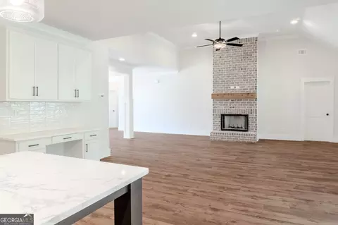 Living - 109 River Ridge Walk, Monroe, GA 30656 photo 4 of 4