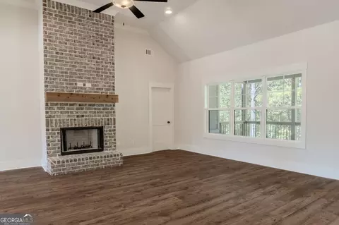 Living - 109 River Ridge Walk, Monroe, GA 30656 photo 2 of 4