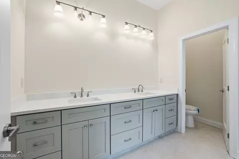 Bath - 109 Grove Park Dr #THE JEFFERSON PLAN, Cornelia, GA 30531 photo 2 of 7