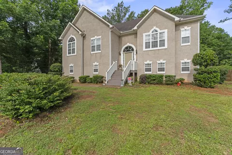 255 Rock Hill Dr, Fayetteville, GA 30215