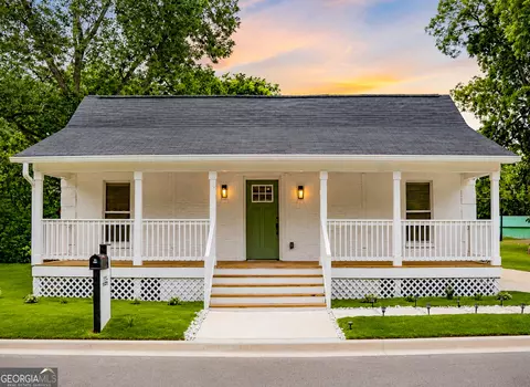 725 Pine St, Fort Valley, GA 31030
