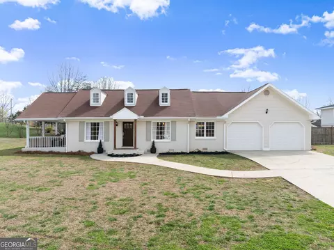 63 Angel Ln, Cleveland, GA 30528