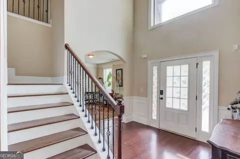 Entry Way - 341 Chandler Bluff Ct, Grayson, GA 30017 photo 3 of 6