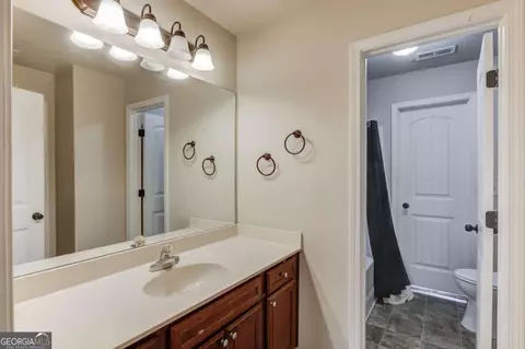 Bath - 341 Chandler Bluff Ct, Grayson, GA 30017 photo 1 of 3