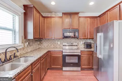 Kitchen - 341 Chandler Bluff Ct, Grayson, GA 30017 photo 1 of 3